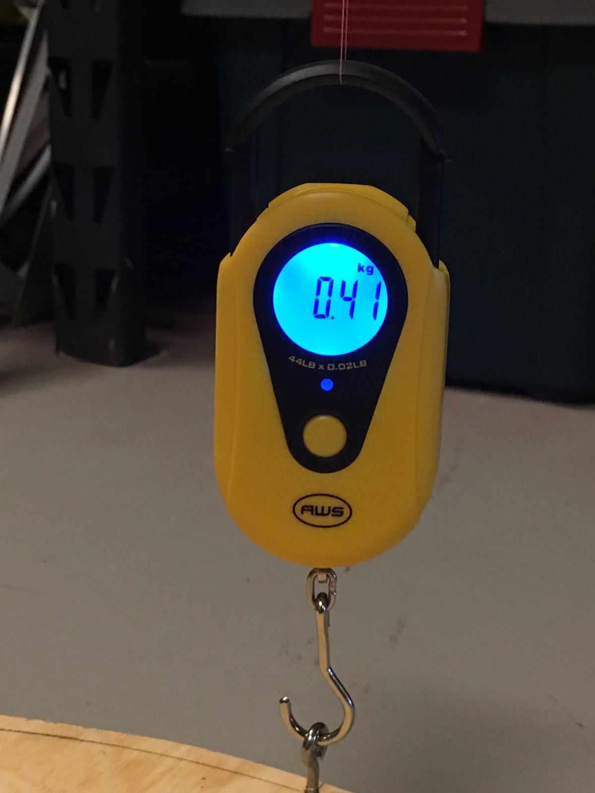 In-line digital scale, 1 of 3